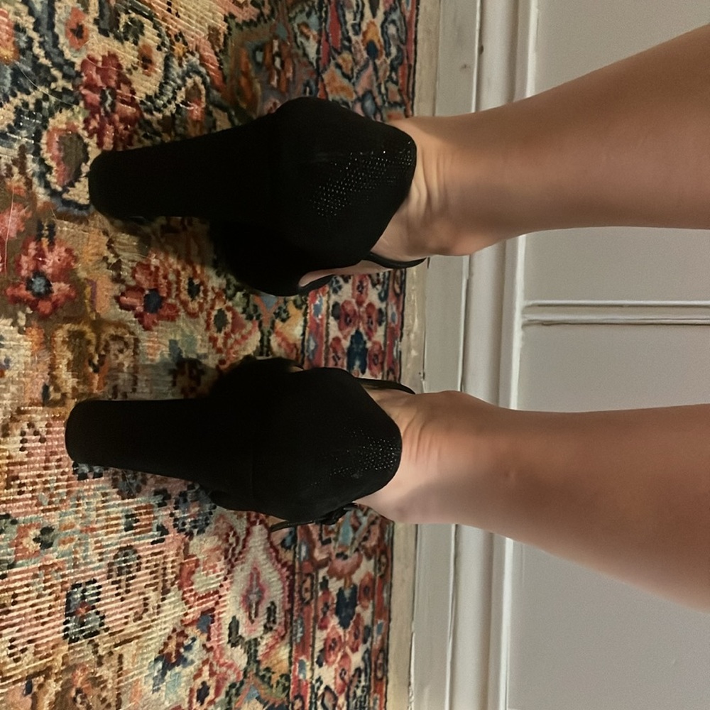 Stuart Weitzman heels with wood look toes! - Picture 3 of 8